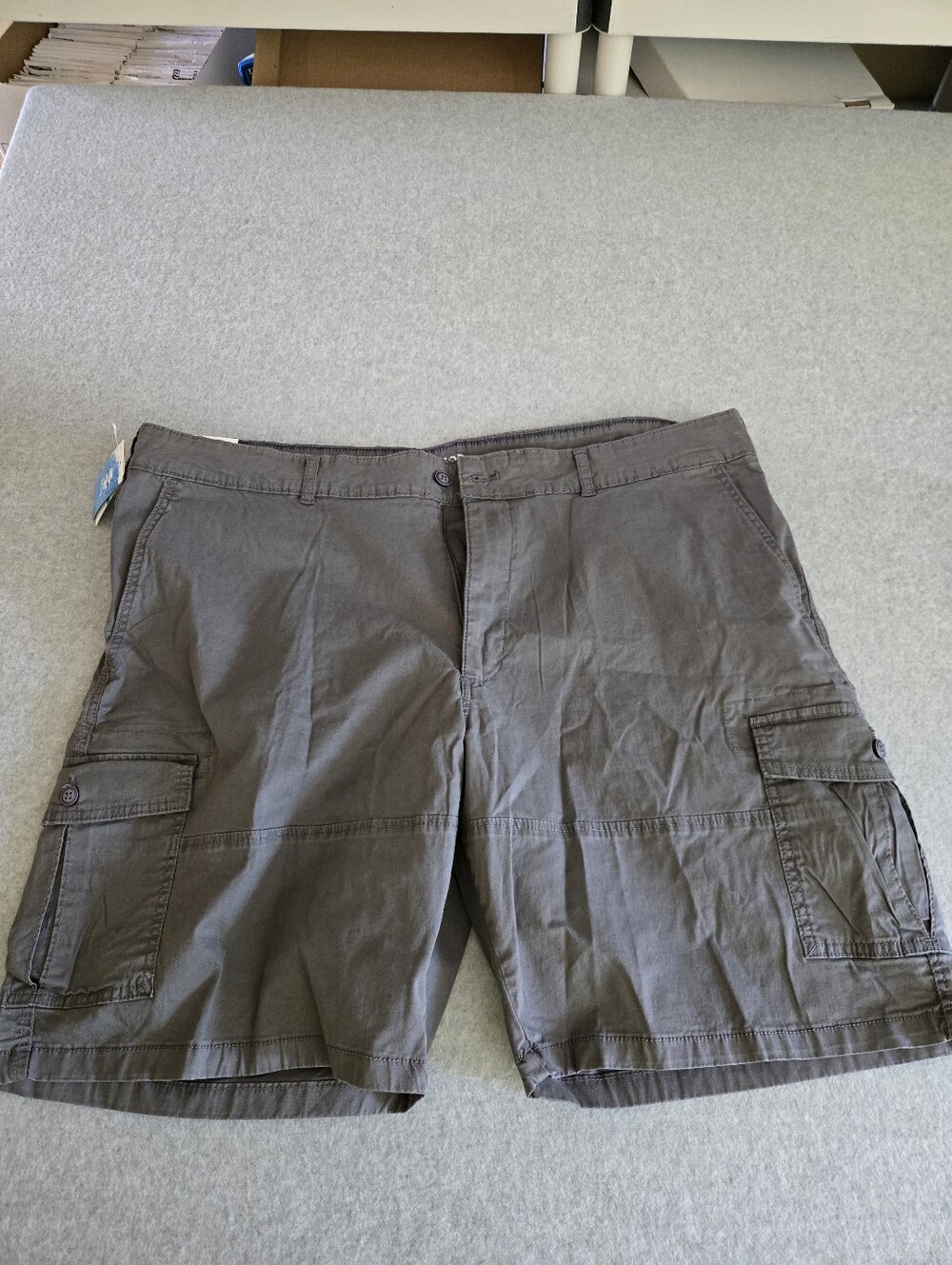 ZOD Saltwater Beach House Cargo Shorts Men's Size 46W Irongate Gray MSRP $73